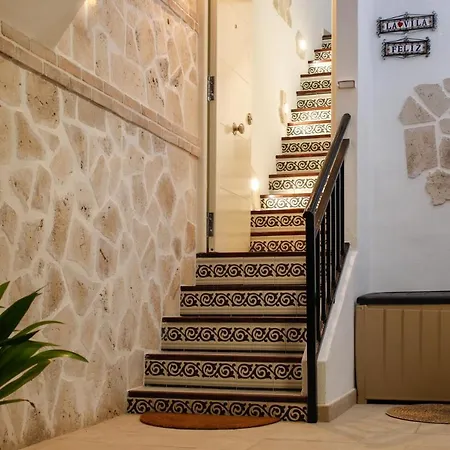 La Vila Feliz: Cozy Duplex with Sea Views in Fisherman's House Villajoyosa Exterior photo
