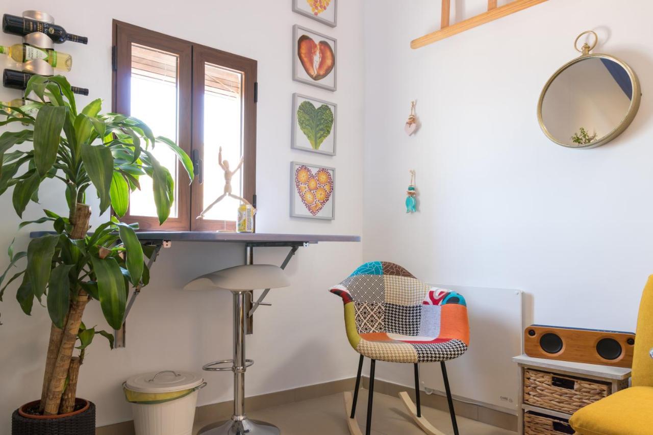 La Feliz: Cozy Duplex With Sea Views In Fisherman's House *